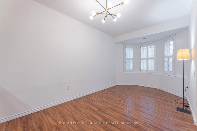 216 - 760 Lawrence Avenue W