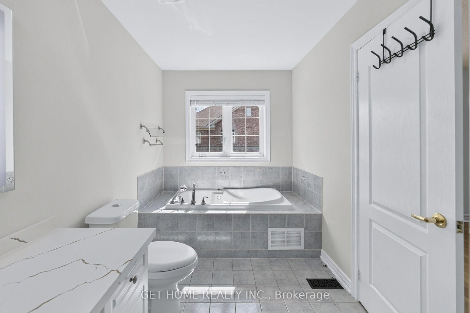 3 Callalily Road • Brampton, ON photo 28