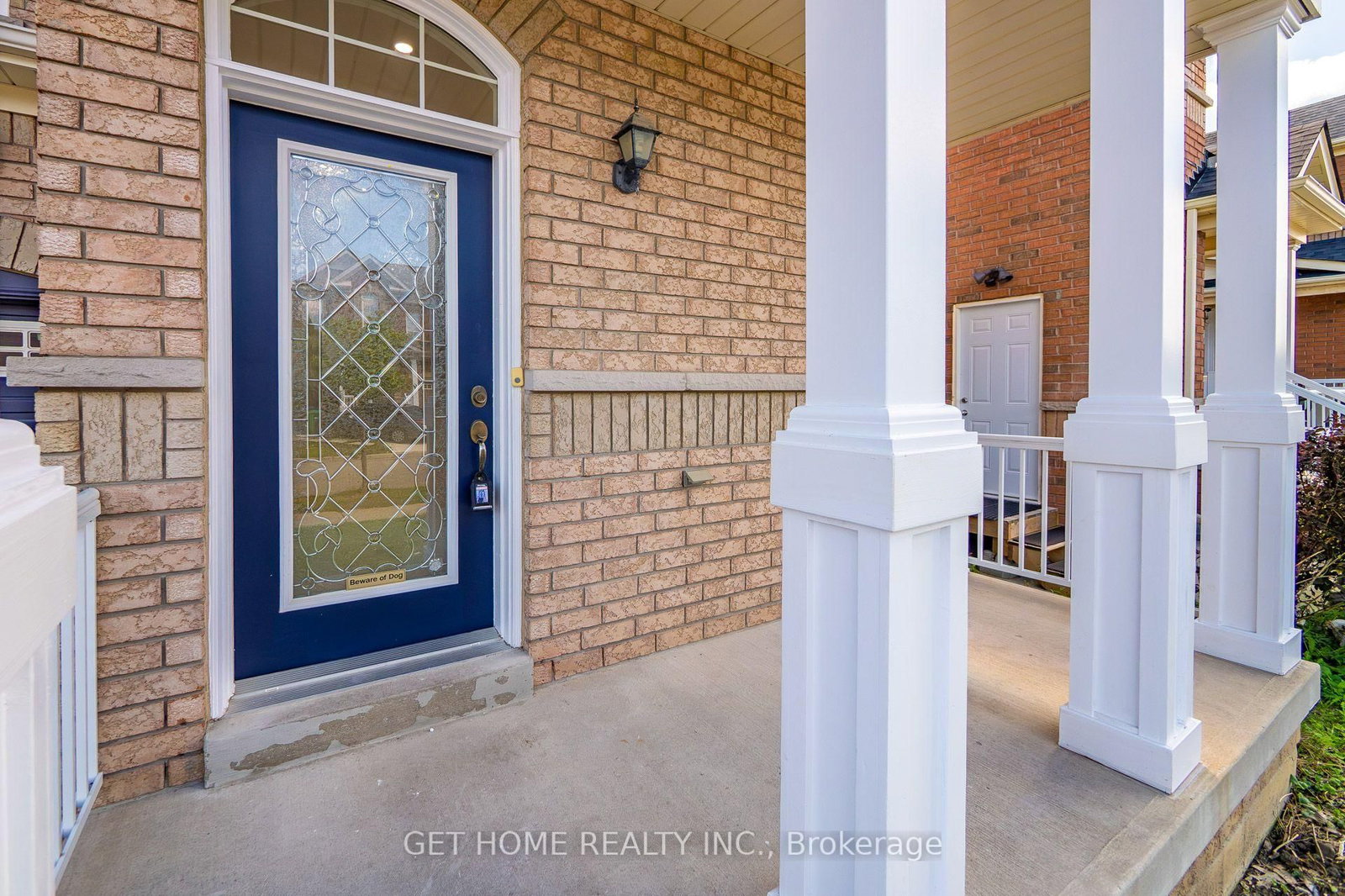3 Callalily Road • Brampton, ON photo 4