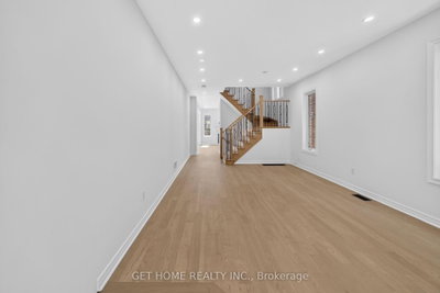 3 Callalily Road • Brampton, ON photo 6