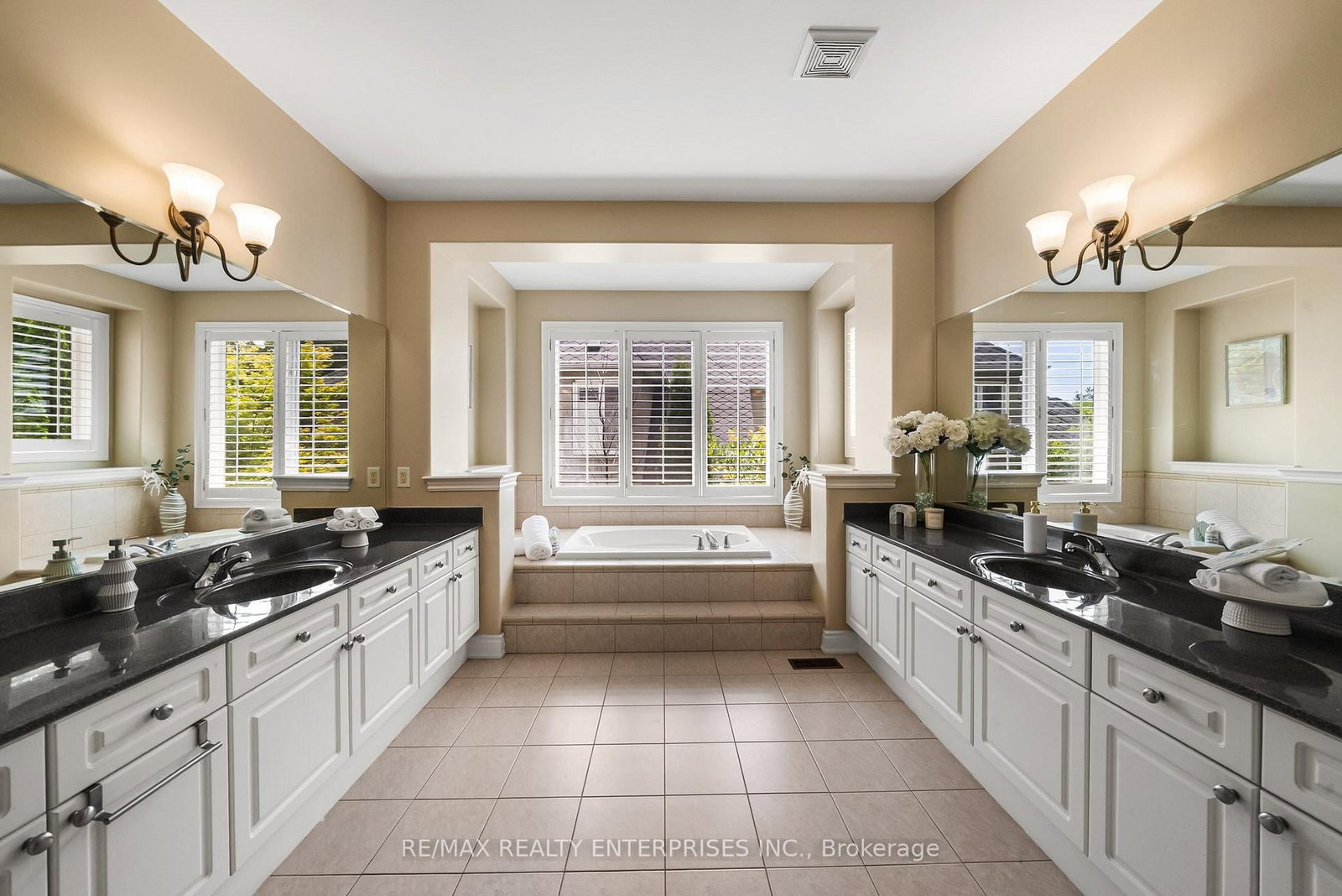 535 Canyon Street • Mississauga, ON photo 36