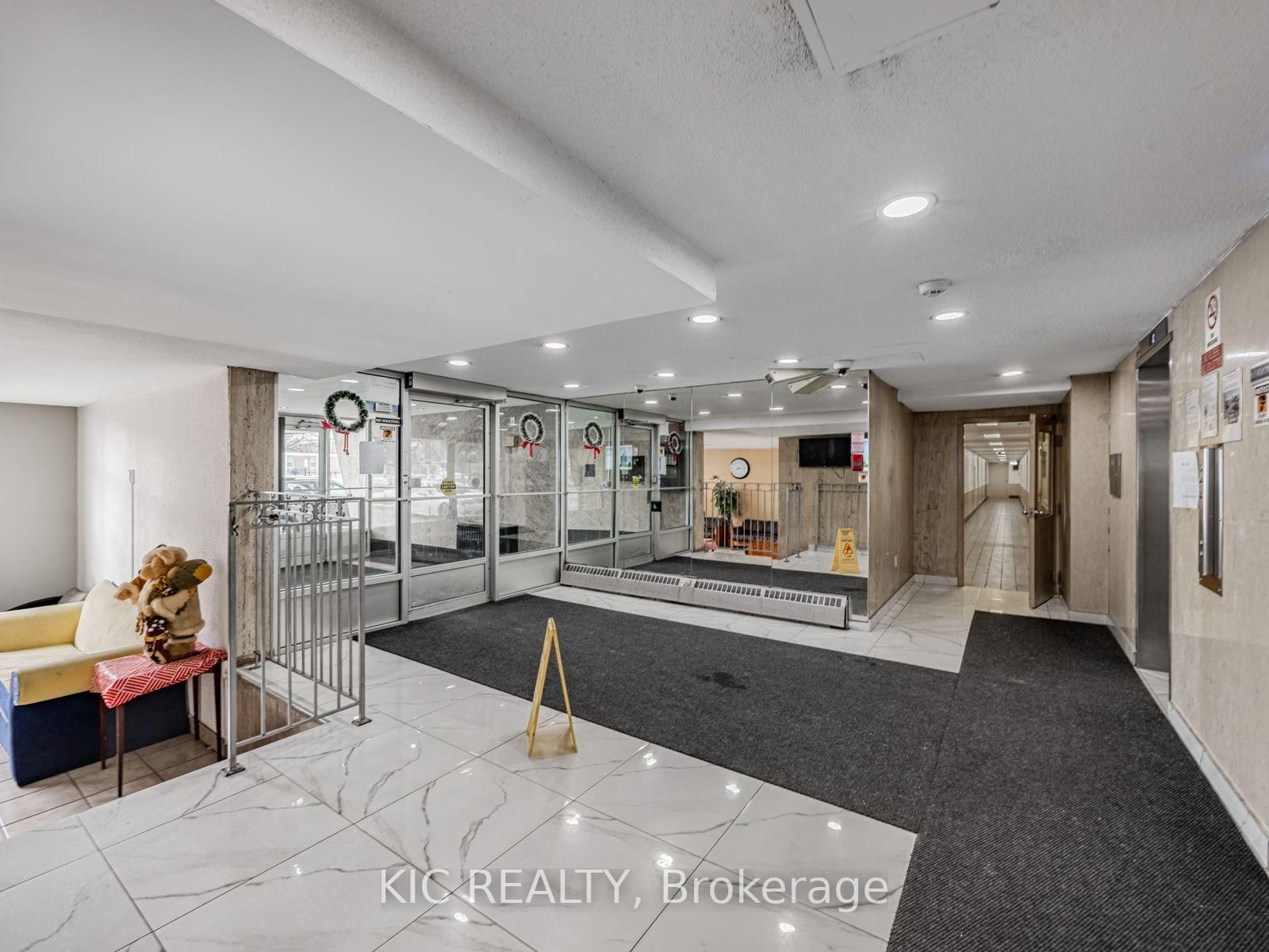 2645 Kipling Avenue • #403 • Toronto, ON photo 3