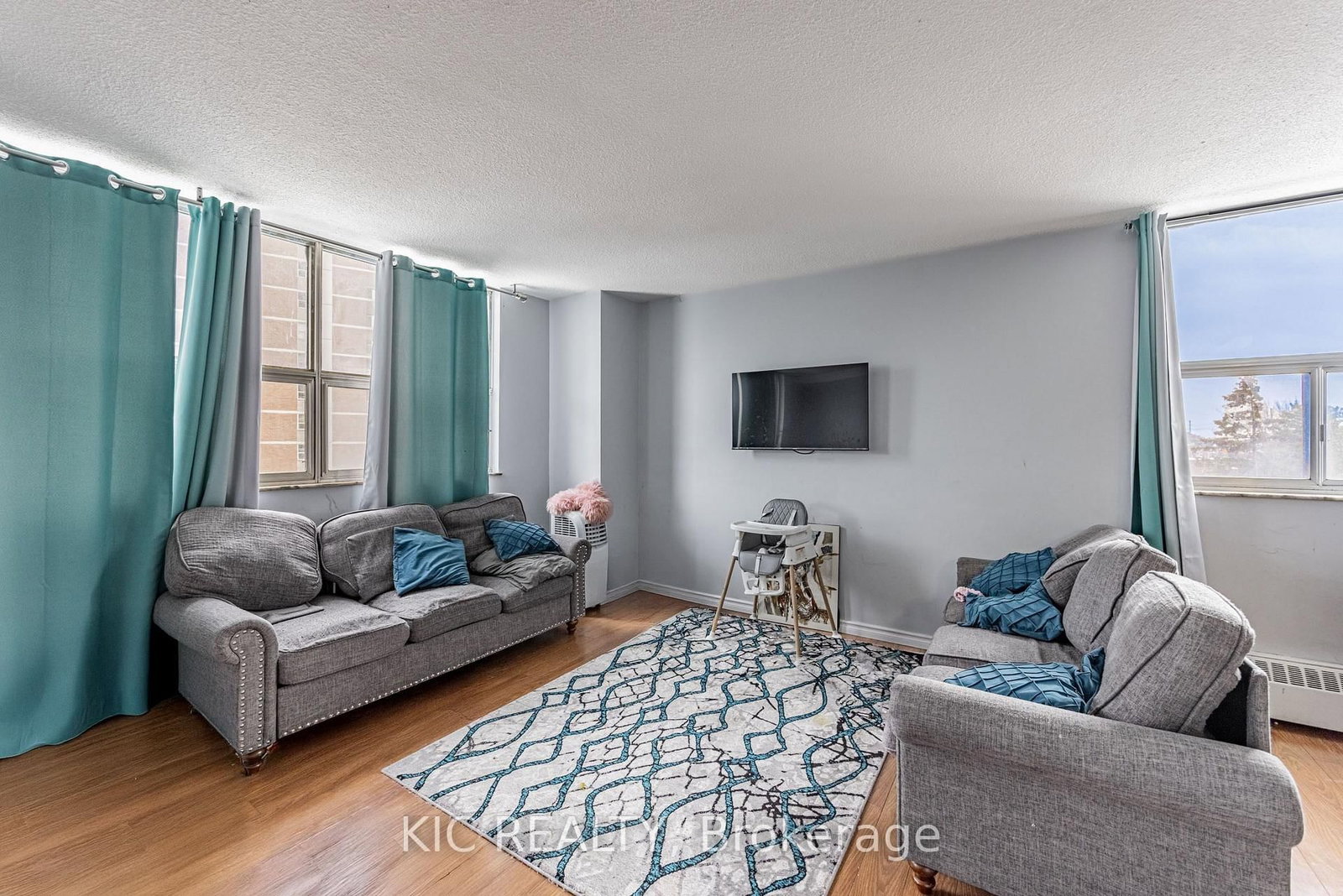2645 Kipling Avenue • #403 • Toronto, ON photo 5
