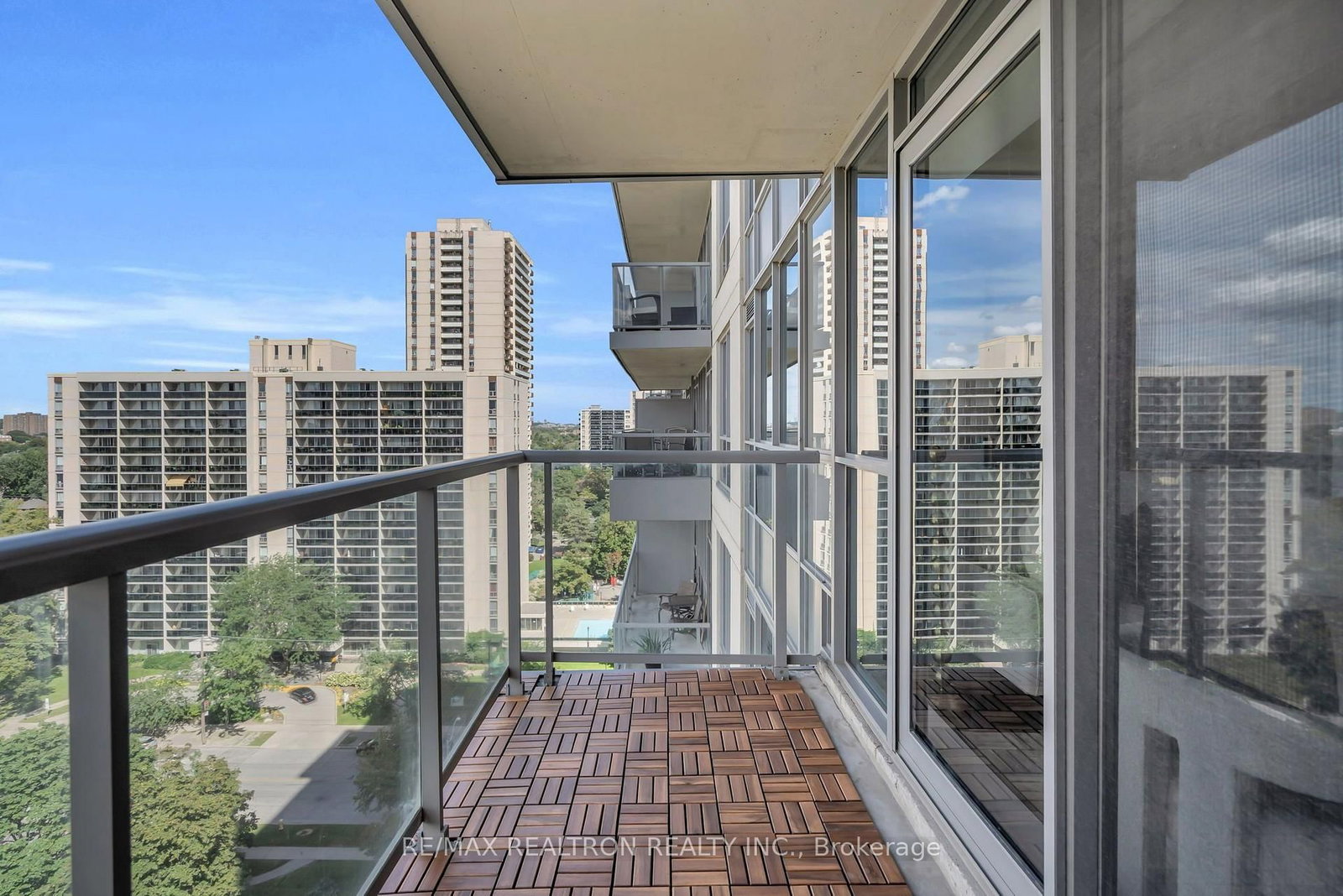 70 High Park Avenue • #1210 • Toronto, ON photo 27