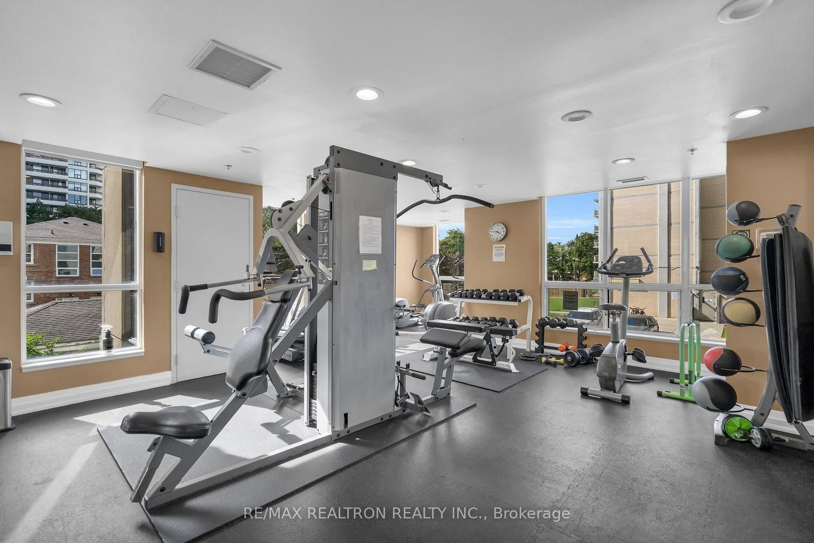 70 High Park Avenue • #1210 • Toronto, ON photo 29