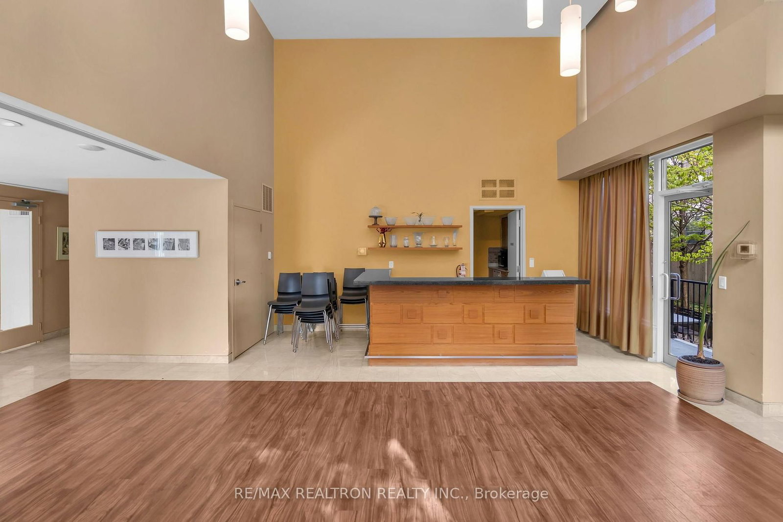 70 High Park Avenue • #1210 • Toronto, ON photo 33