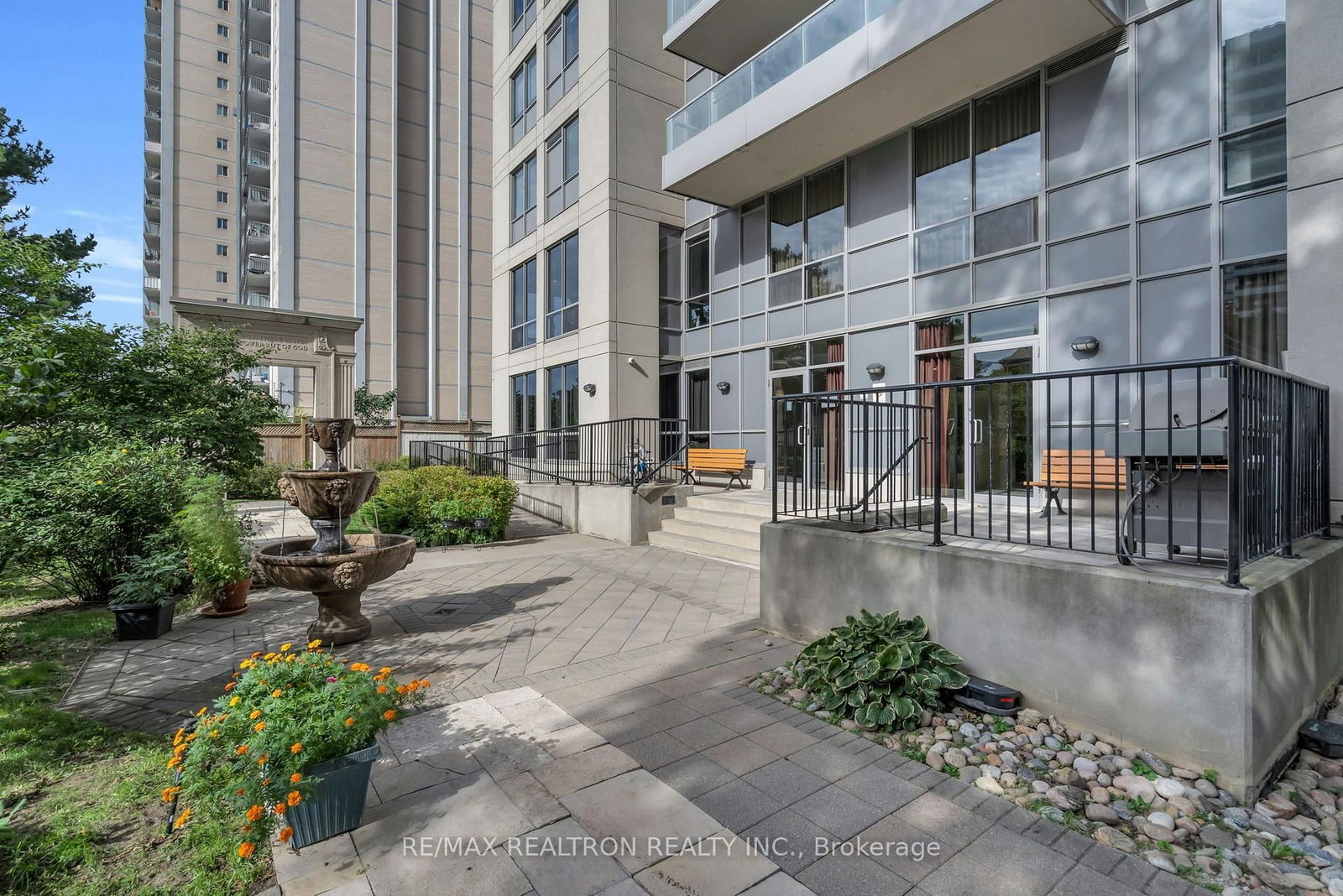 70 High Park Avenue • #1210 • Toronto, ON photo 37