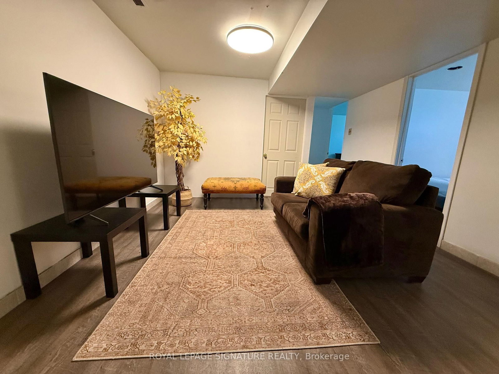 1350 Rebecca Oakville,ON L6L 1Z4 — Photo 21