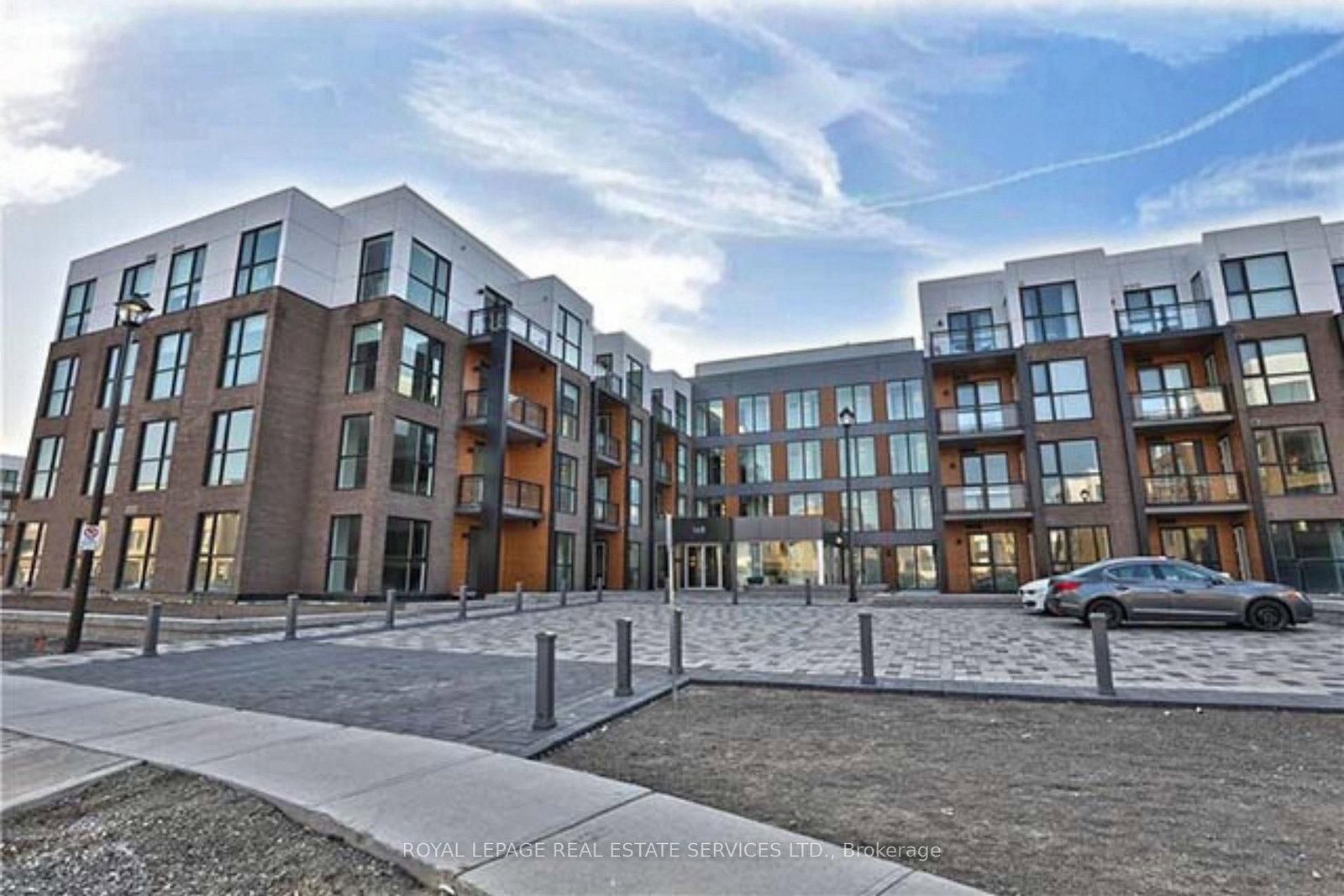 168 Sabina Oakville,ON L6H 0W5