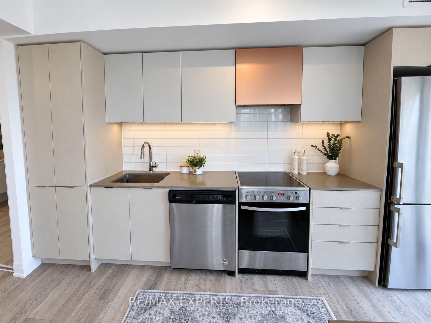30 Gibbs Road • #1902 • Toronto, ON photo 9