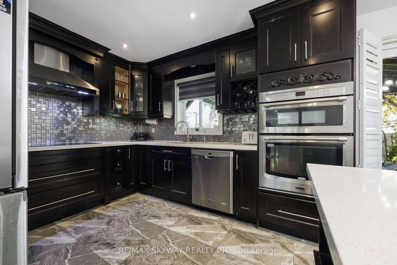 743 Winterton Way • Mississauga, ON photo 32