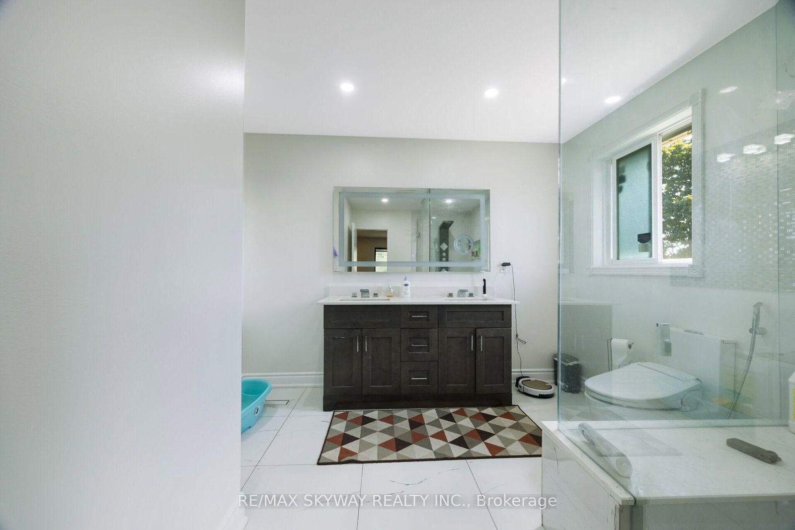 743 Winterton Way • Mississauga, ON photo 39