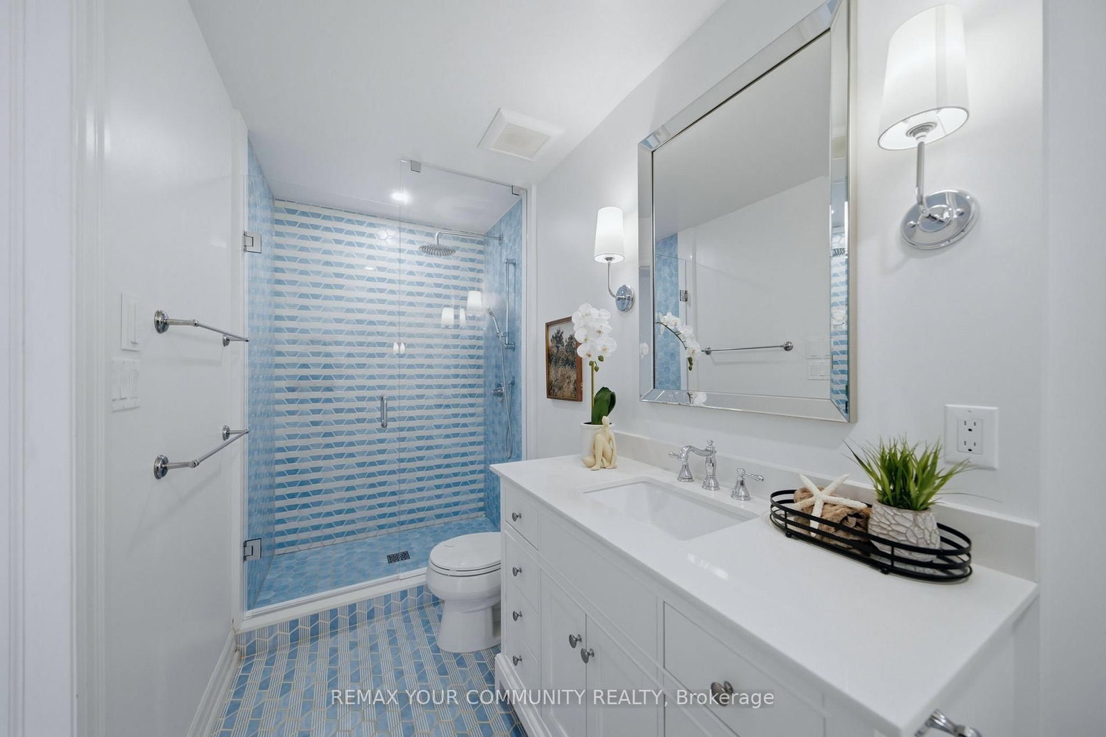 180 Manitoba Street • #3 • Toronto, ON photo 27