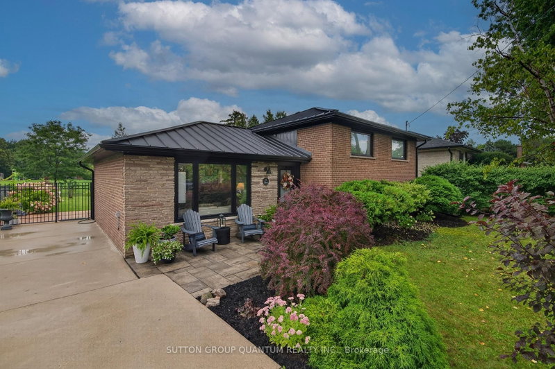 2103 Seabrook Drive