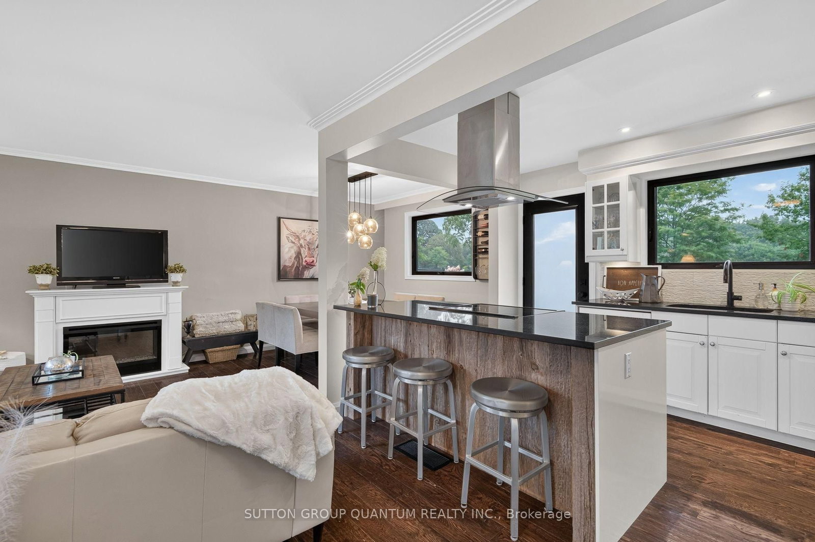 2103 Seabrook Drive • Oakville, ON photo 12