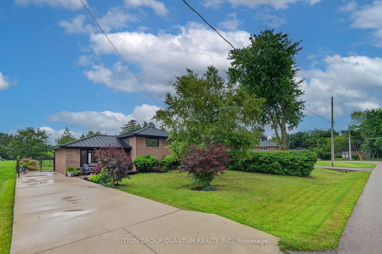 2103 Seabrook Drive • Oakville, ON photo 6