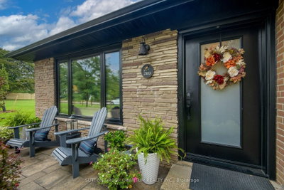 2103 Seabrook Oakville,ON L6L 2T8 — Photo 9