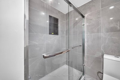668 Greycedar Mississauga,ON L4W 3J7 — Photo 17