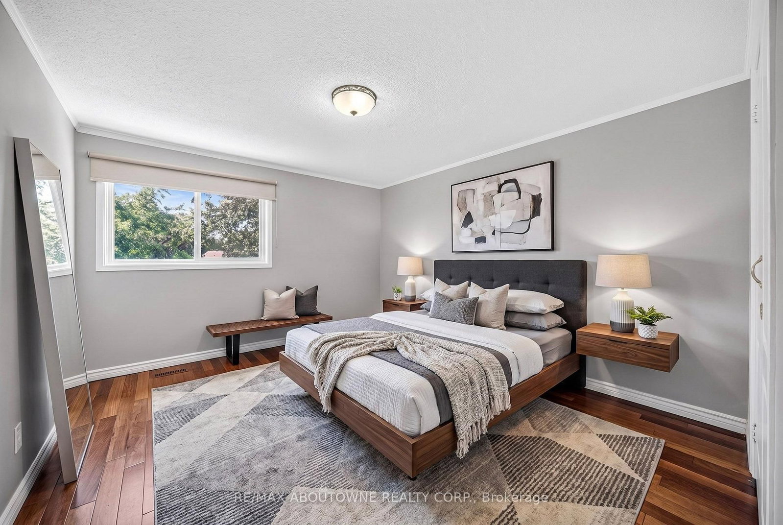 668 Greycedar Mississauga,ON L4W 3J7 — Photo 19