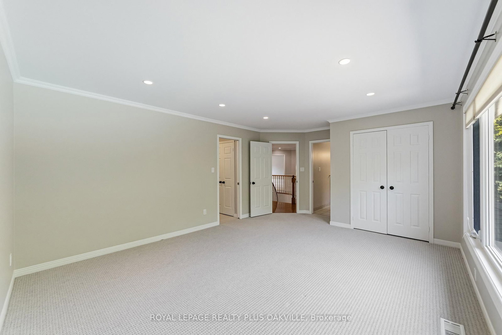 1113 Valleywood Court • Oakville, ON photo 28