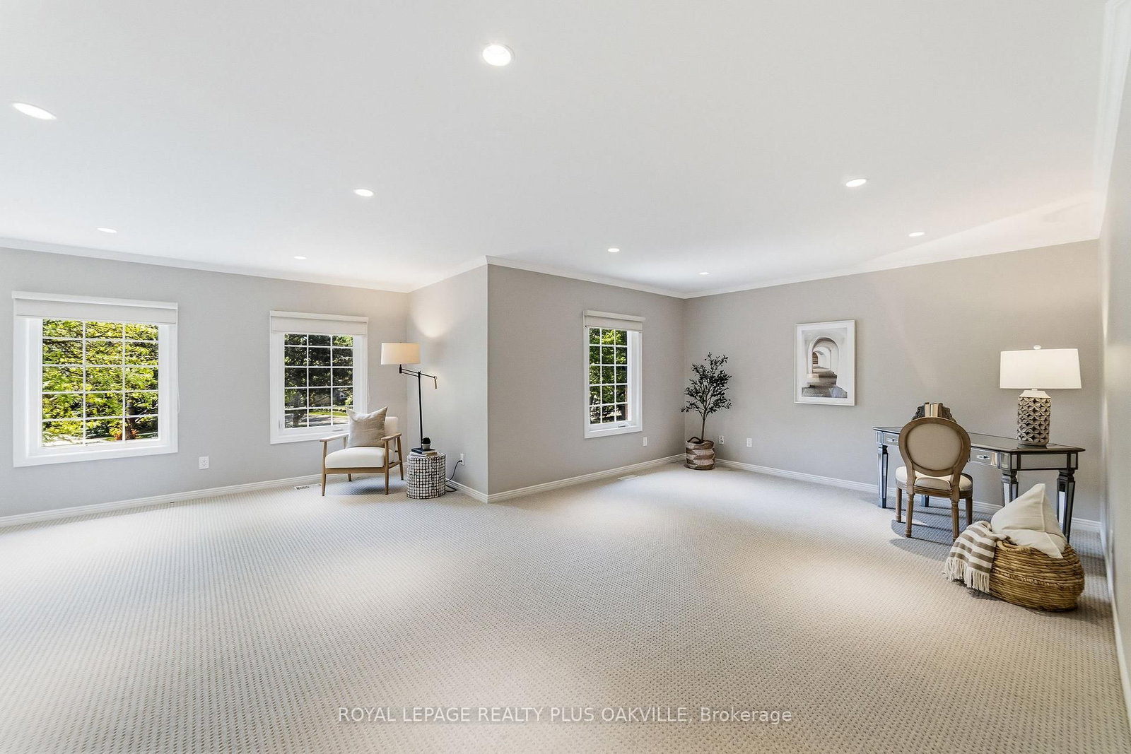 1113 Valleywood Court • Oakville, ON photo 31