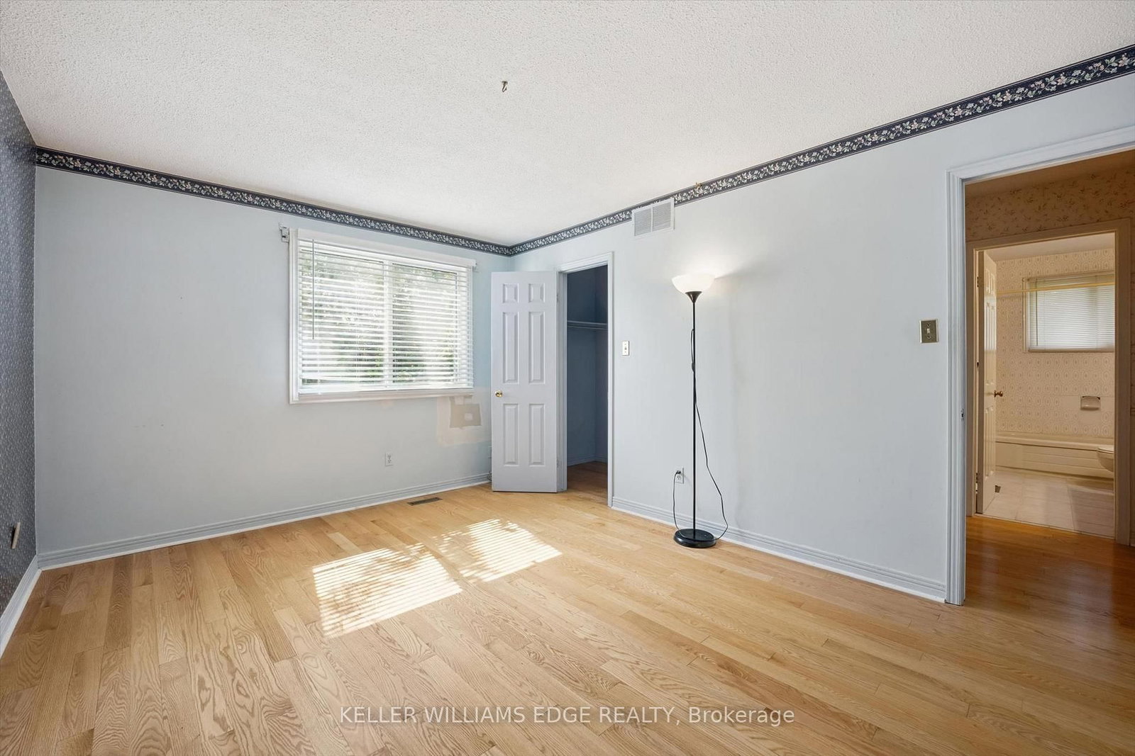 2181 Joyce Street • Burlington, ON photo 22