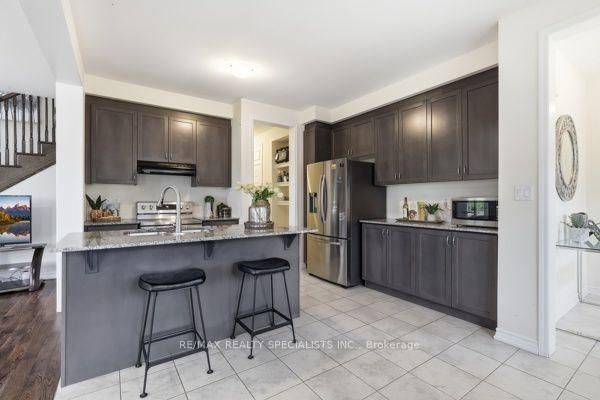 542 Remembrance Road • Brampton, ON photo 9