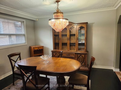 2379 Hensall Street • Mississauga, ON photo 8