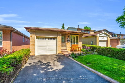 100 Martindale Crescent • Brampton, ON photo 2