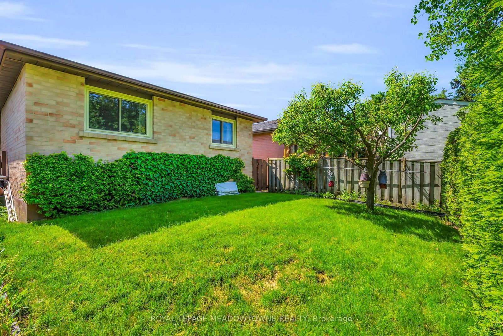 100 Martindale Crescent • Brampton, ON photo 27