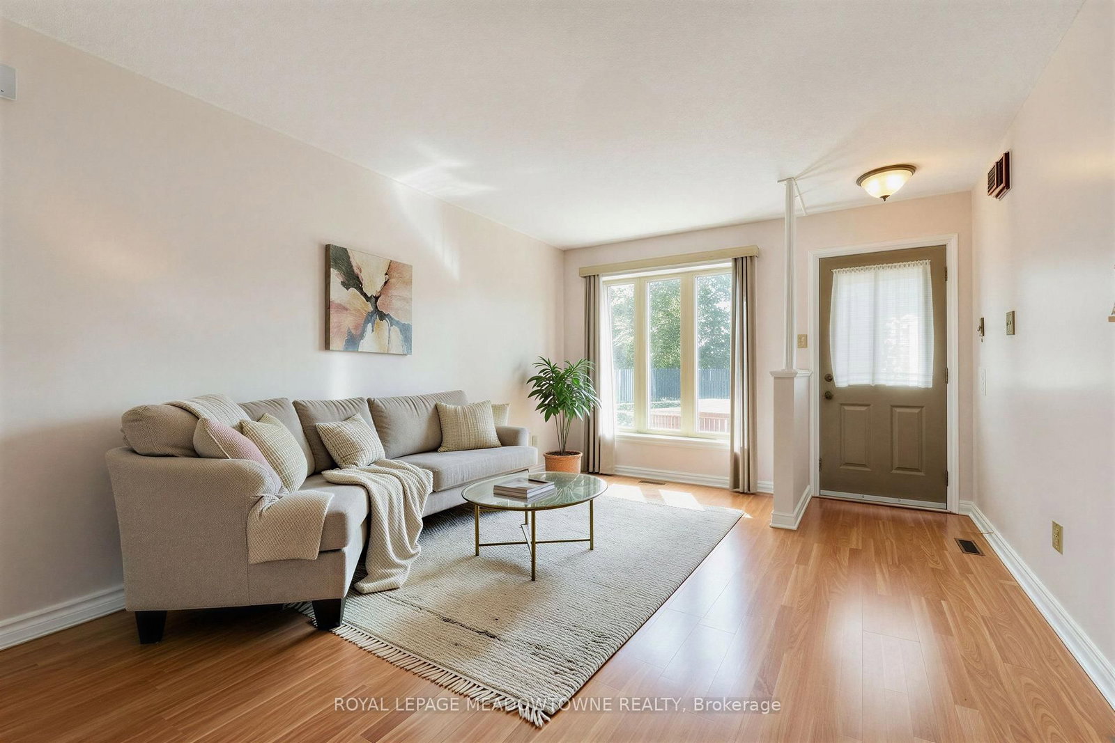 100 Martindale Crescent • Brampton, ON photo 6