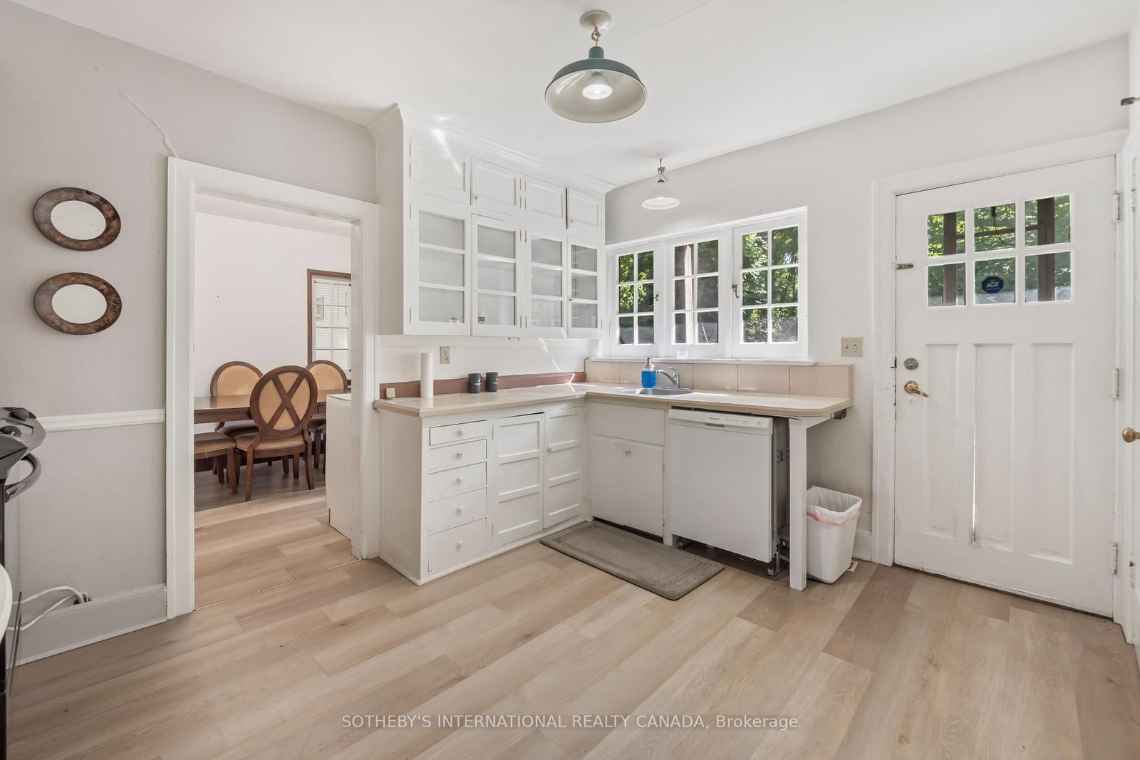 1462 Hurontario Street • Mississauga, ON photo 12
