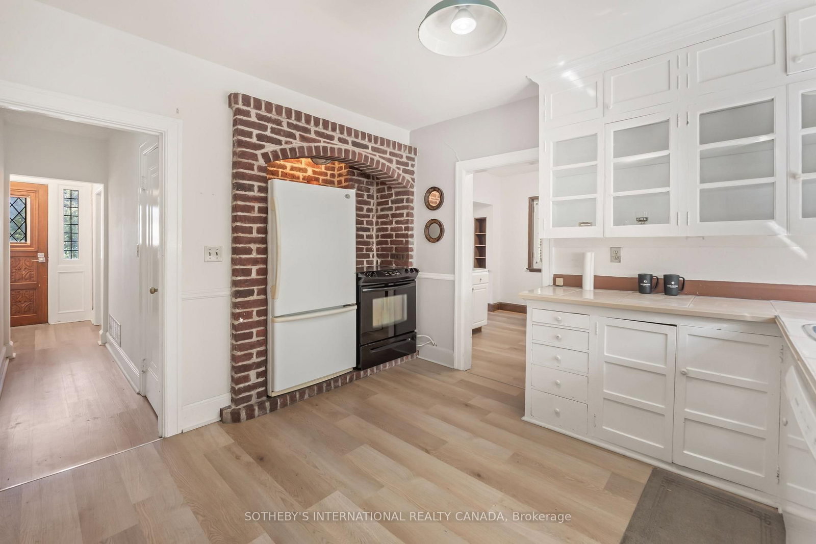 1462 Hurontario Street • Mississauga, ON photo 13
