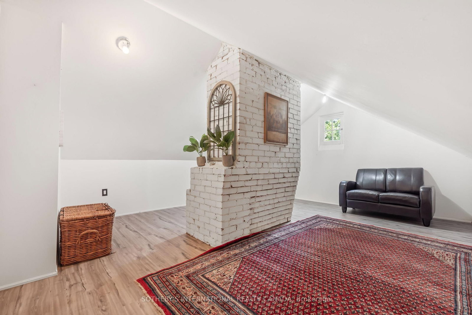1462 Hurontario Street • Mississauga, ON photo 23
