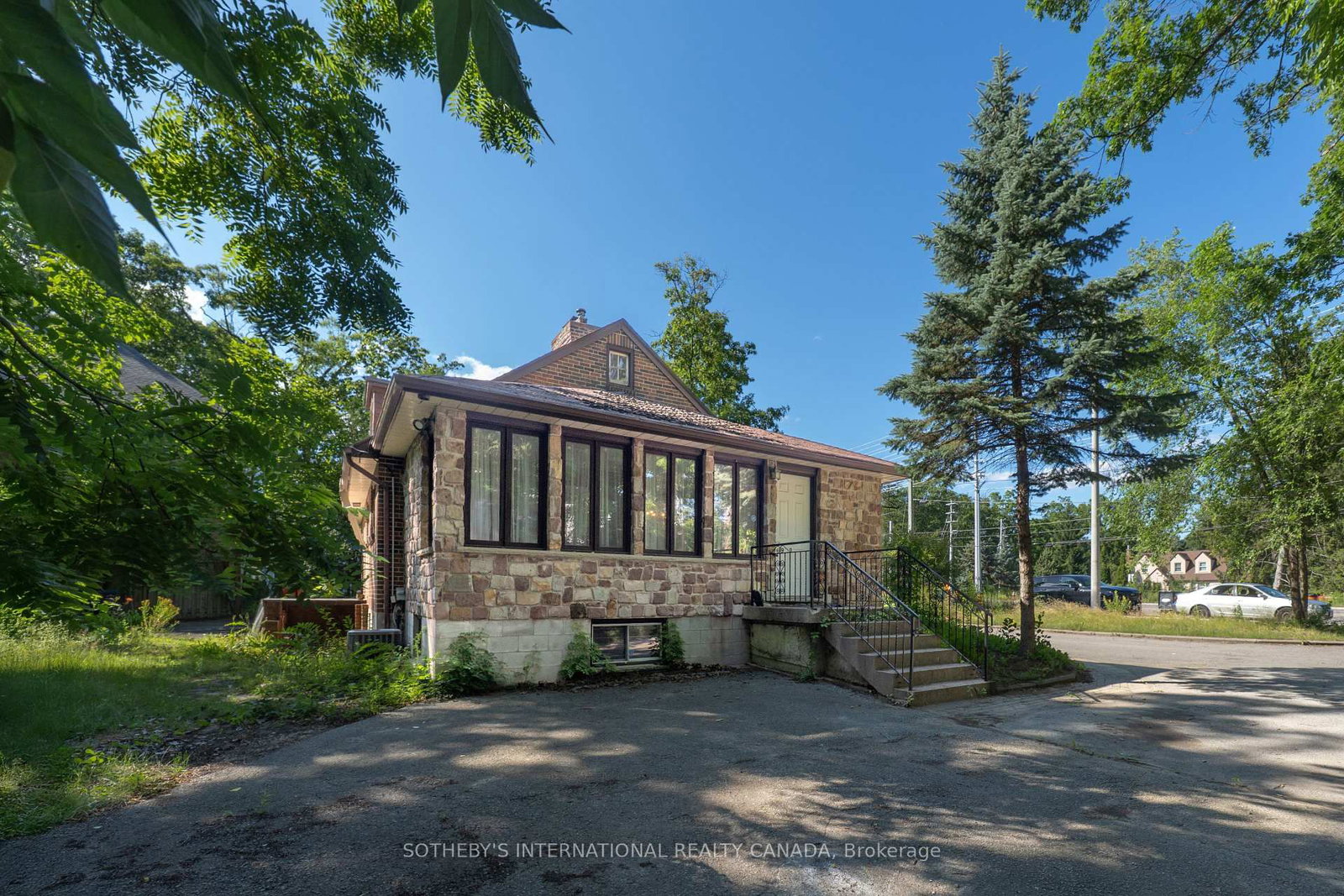 1462 Hurontario Street • Mississauga, ON photo 24