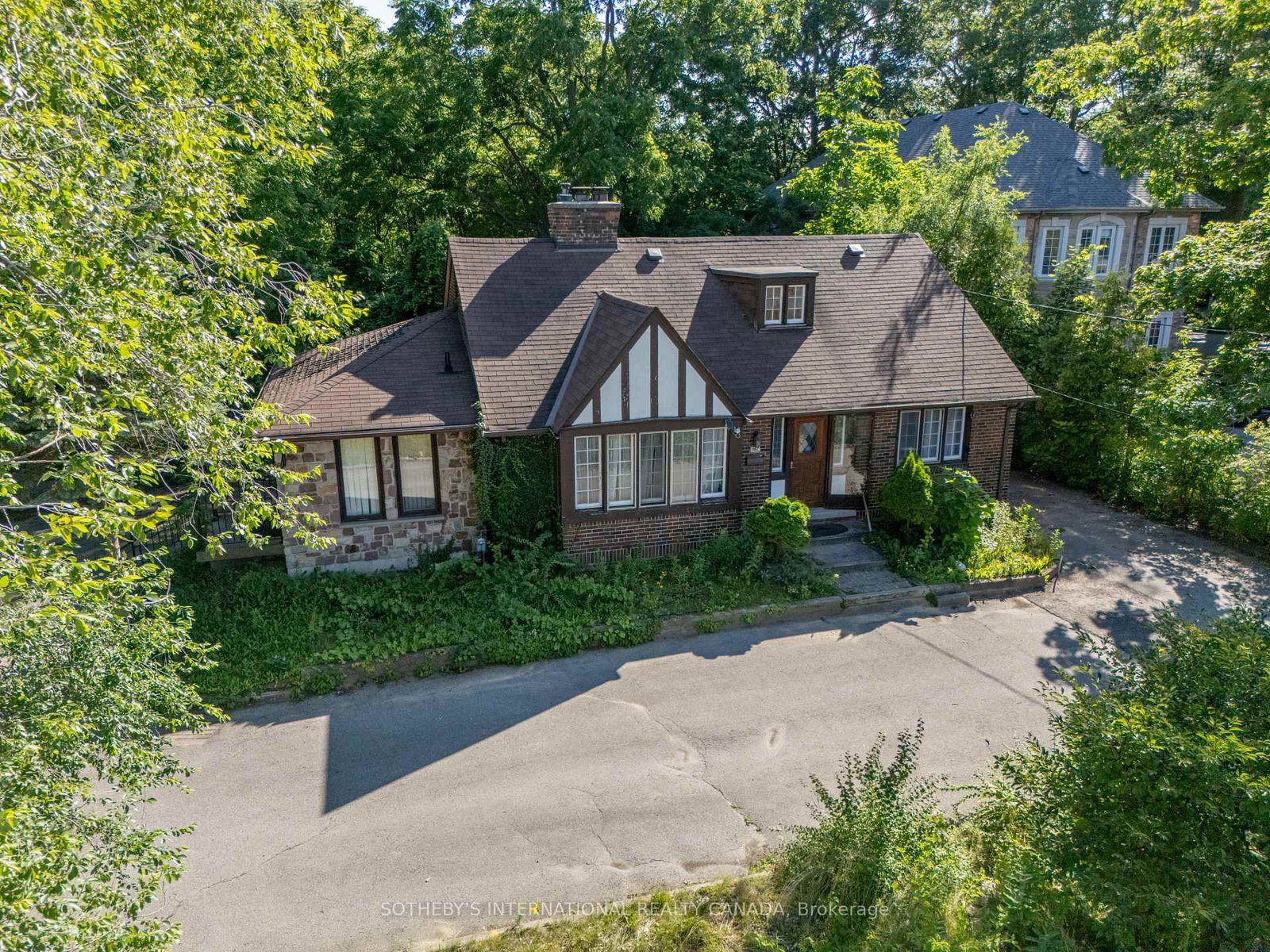 1462 Hurontario Street • Mississauga, ON photo 27