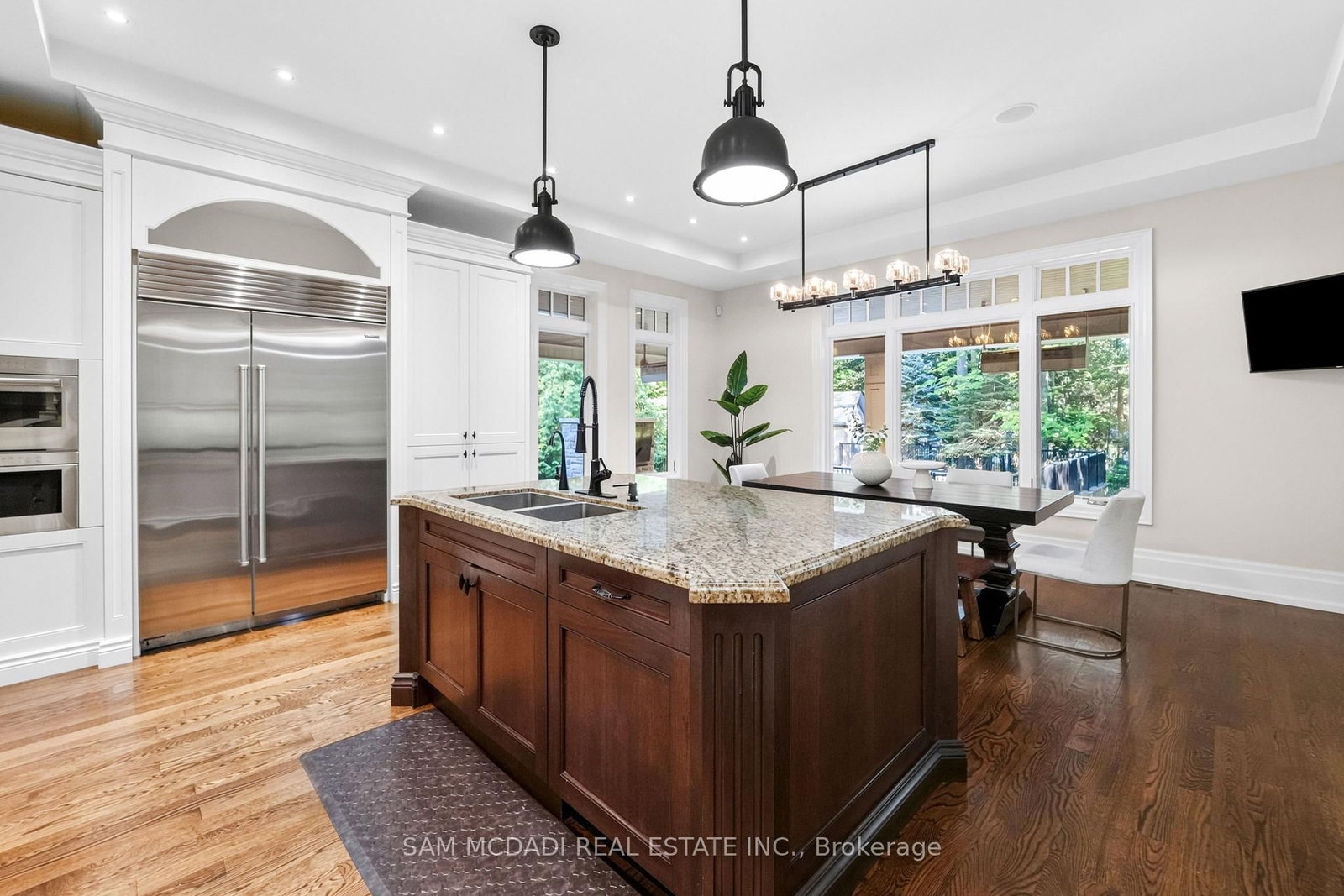 1578 Spring Rd, Mississauga, view 13