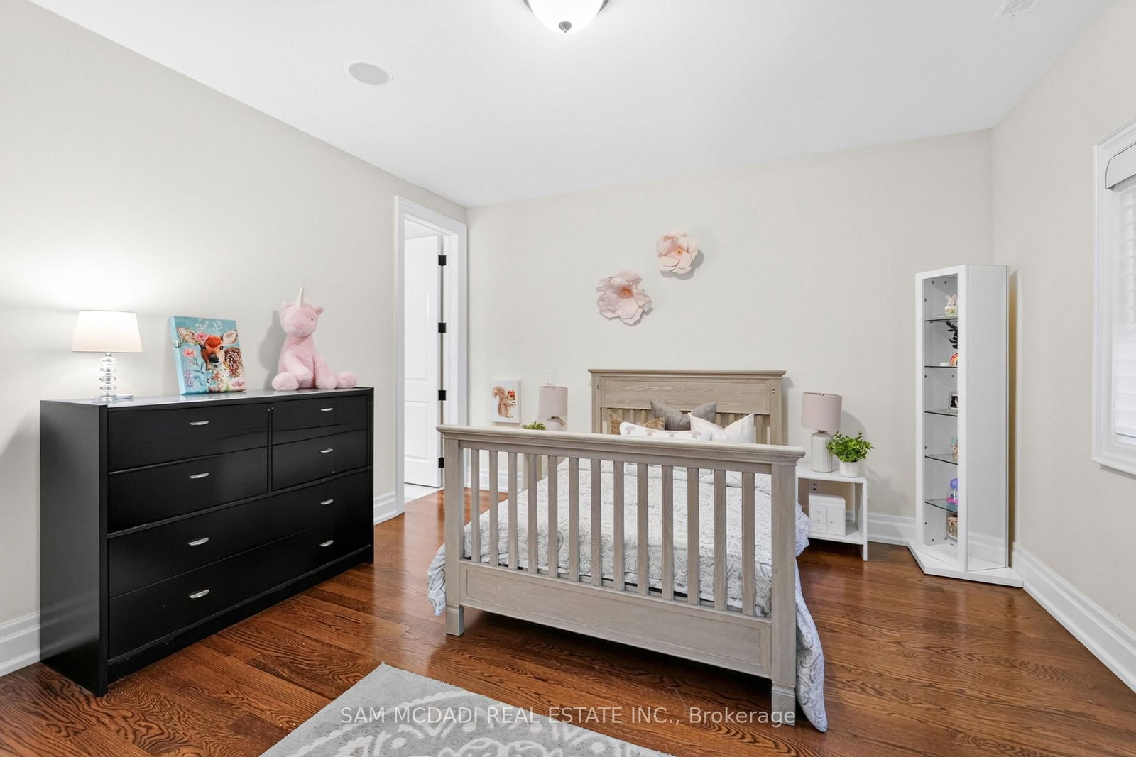 1578 Spring Rd, Mississauga, view 23