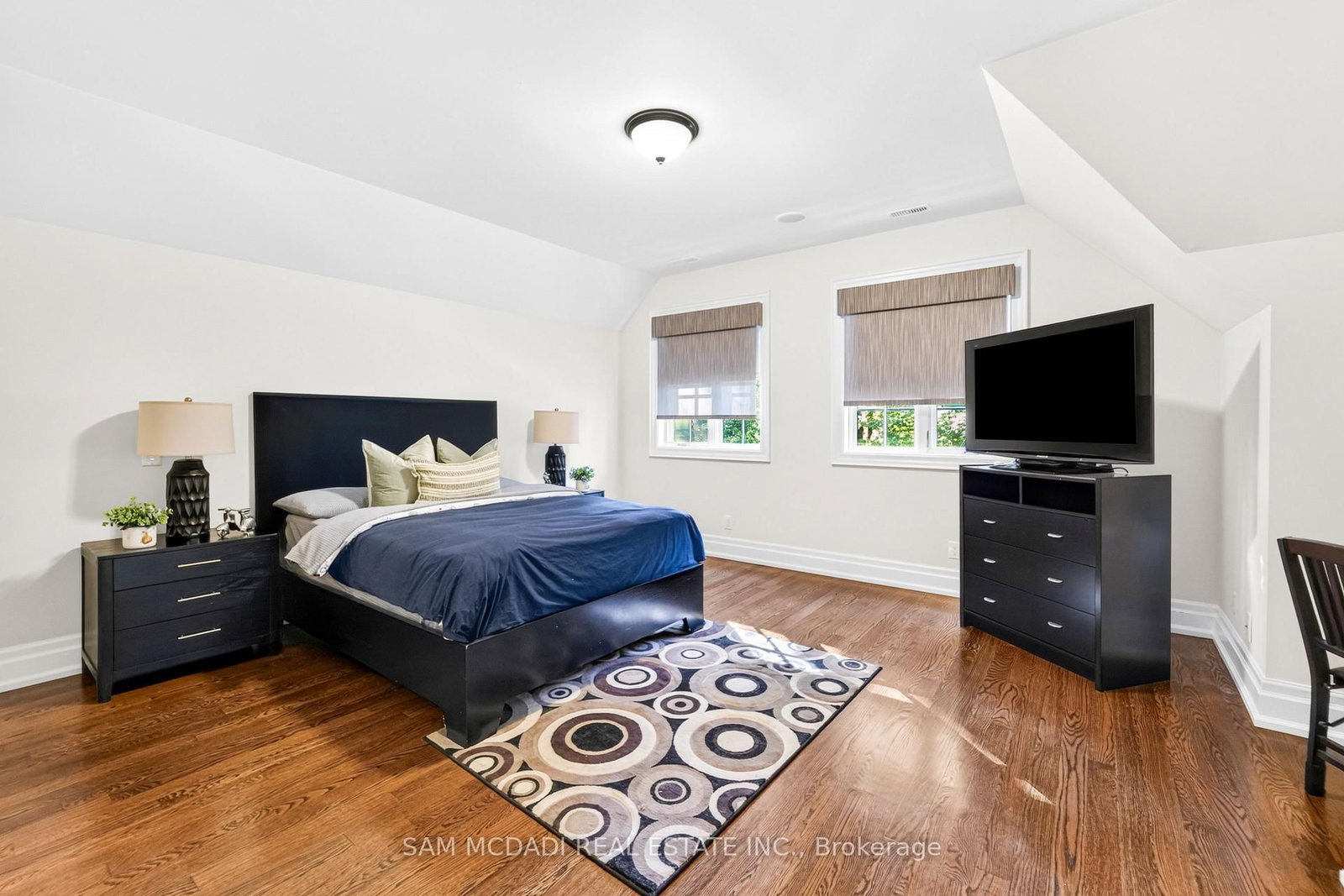 1578 Spring Rd, Mississauga, view 27