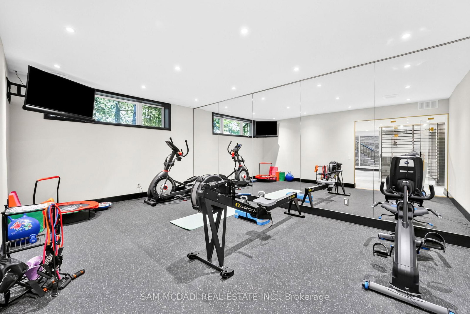 1578 Spring Rd, Mississauga, view 34