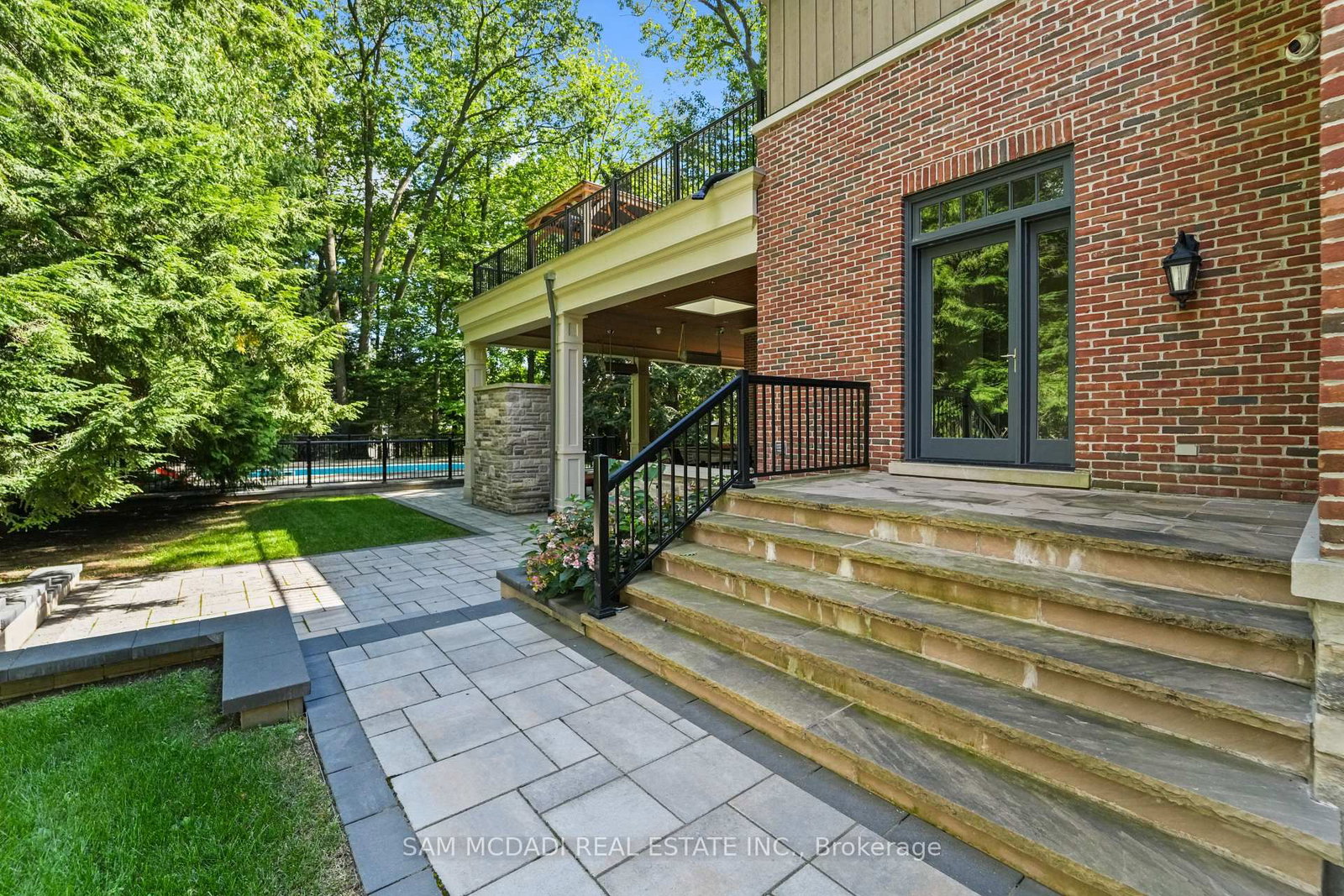 1578 Spring Rd, Mississauga, view 37