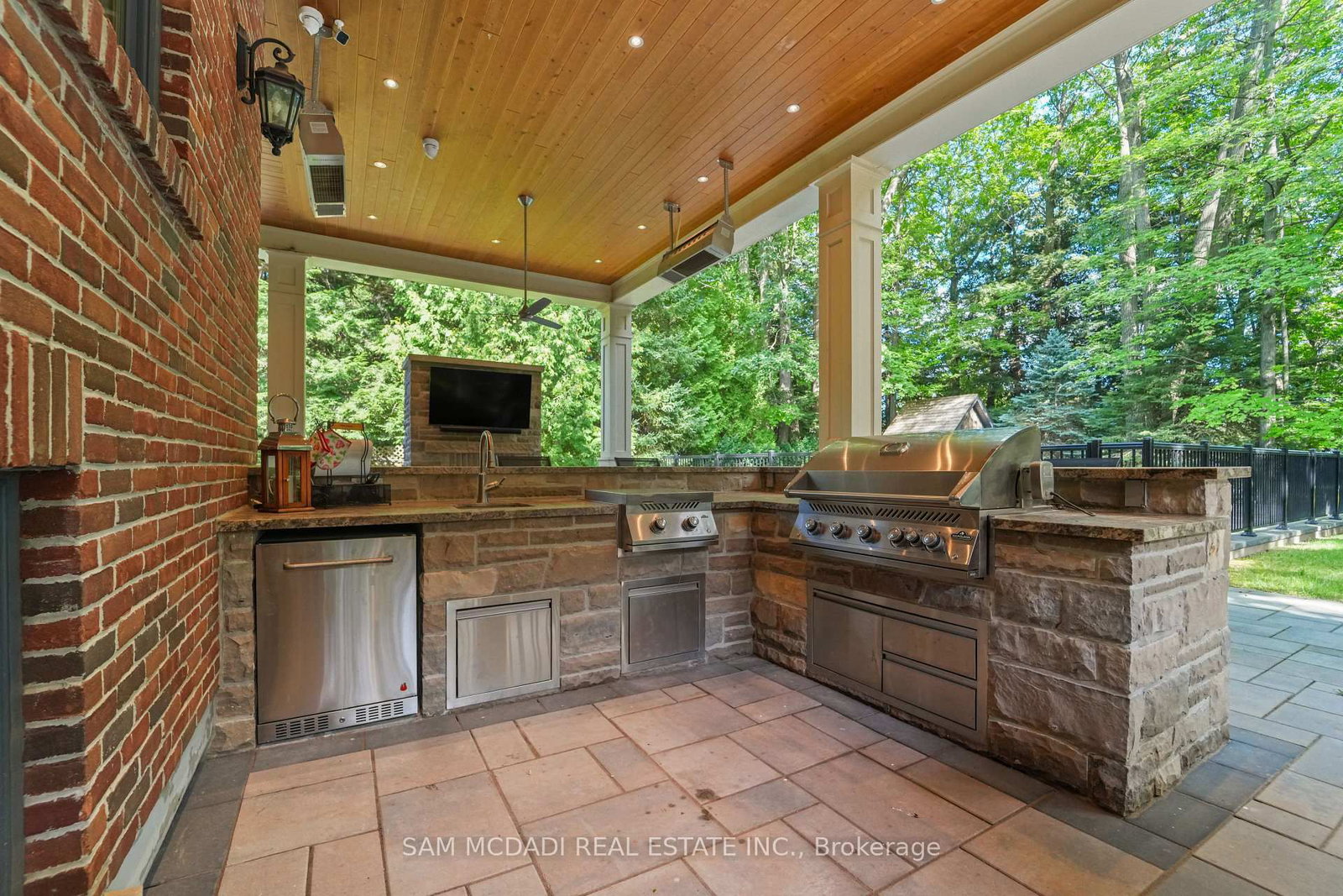 1578 Spring Rd, Mississauga, view 41