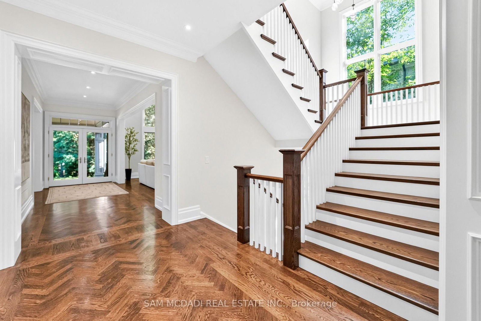 1578 Spring Rd, Mississauga, view 8