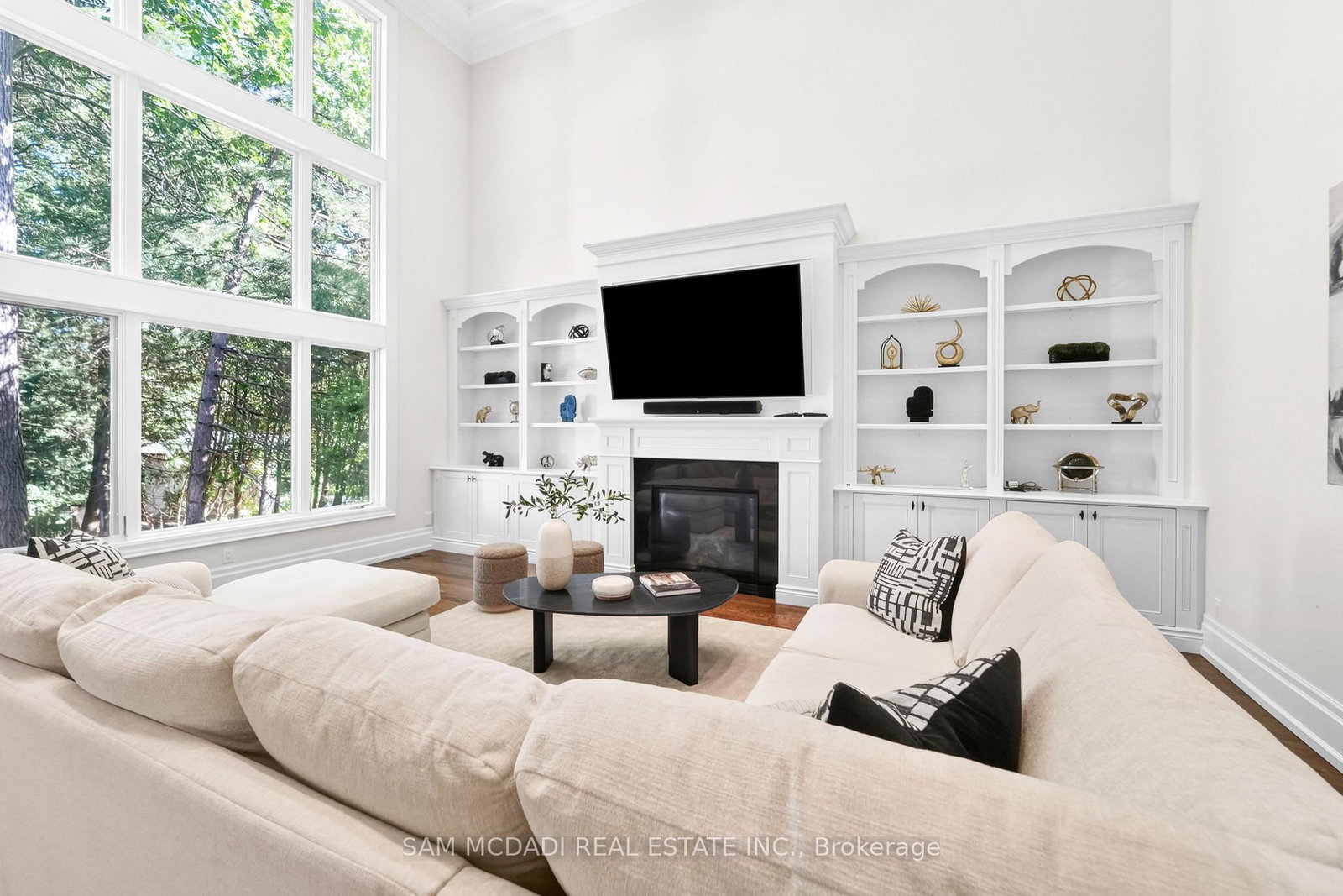 1578 Spring Rd, Mississauga, view 9