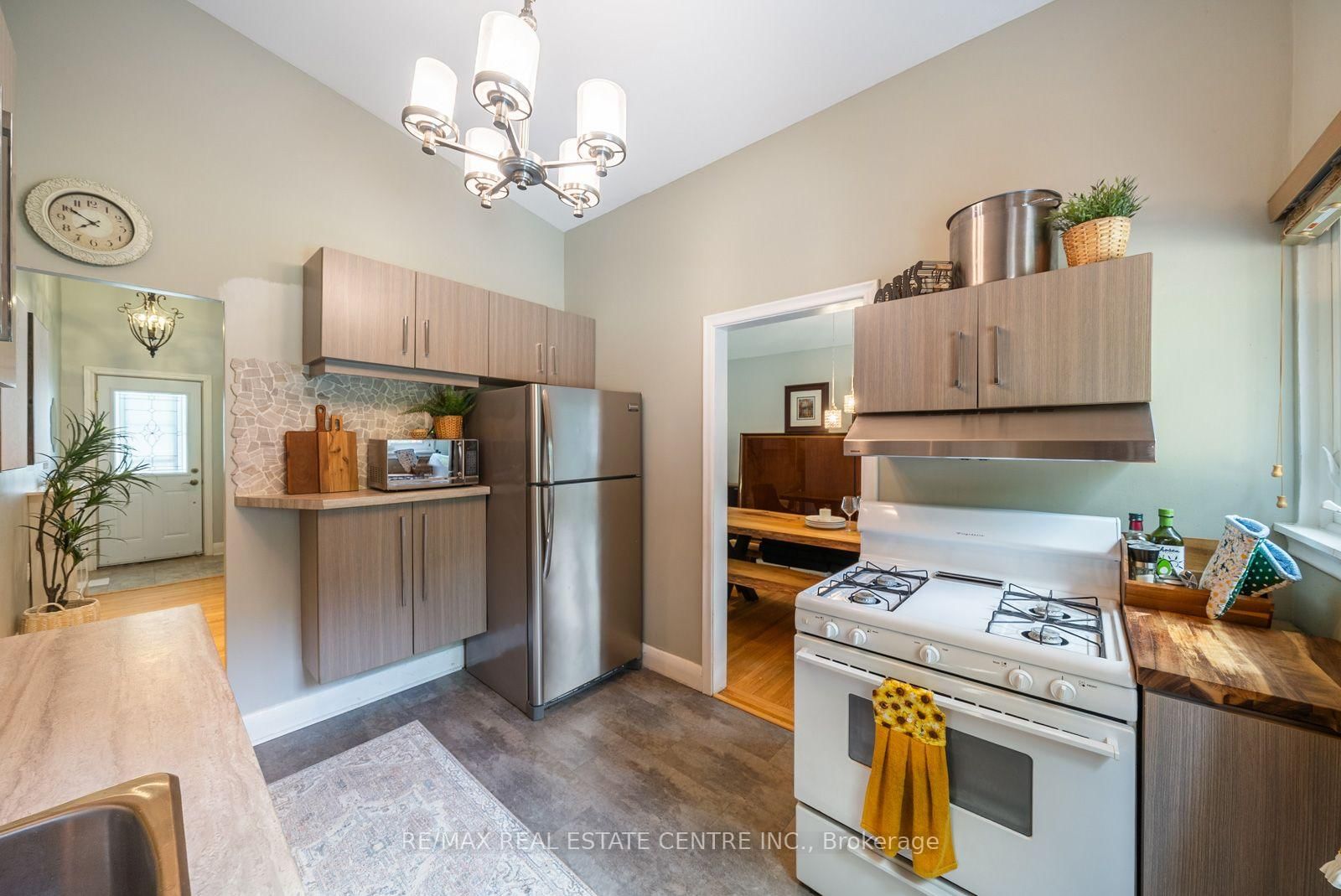 14 Lawrence Crescent • Brampton, ON photo 17