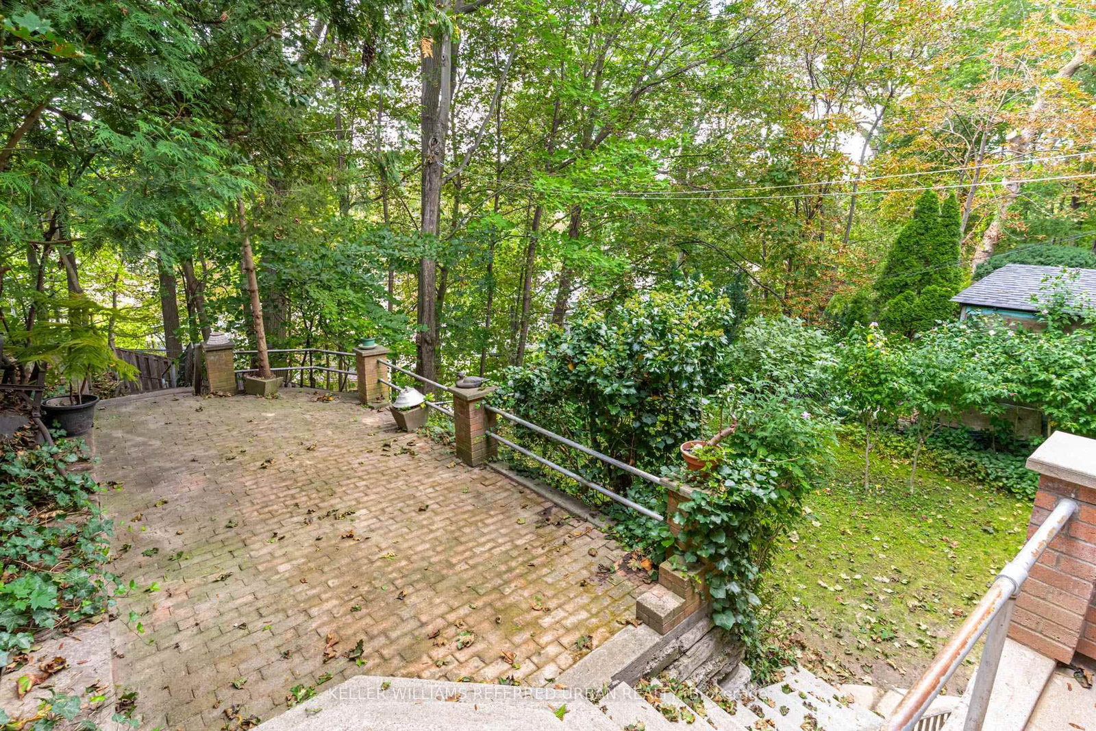 30 Rambert Crescent • Toronto, ON photo 34