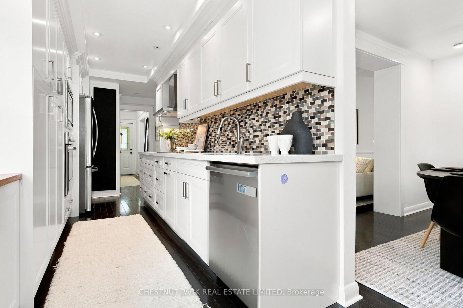 127 Durie Street • Toronto, ON photo 10
