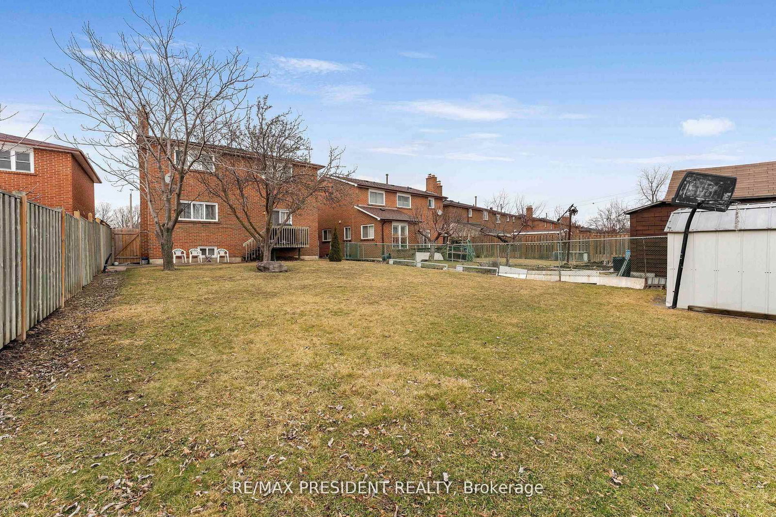 3952 Longo Circ, Mississauga, view 10