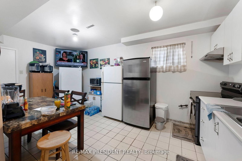 3952 Longo Circle