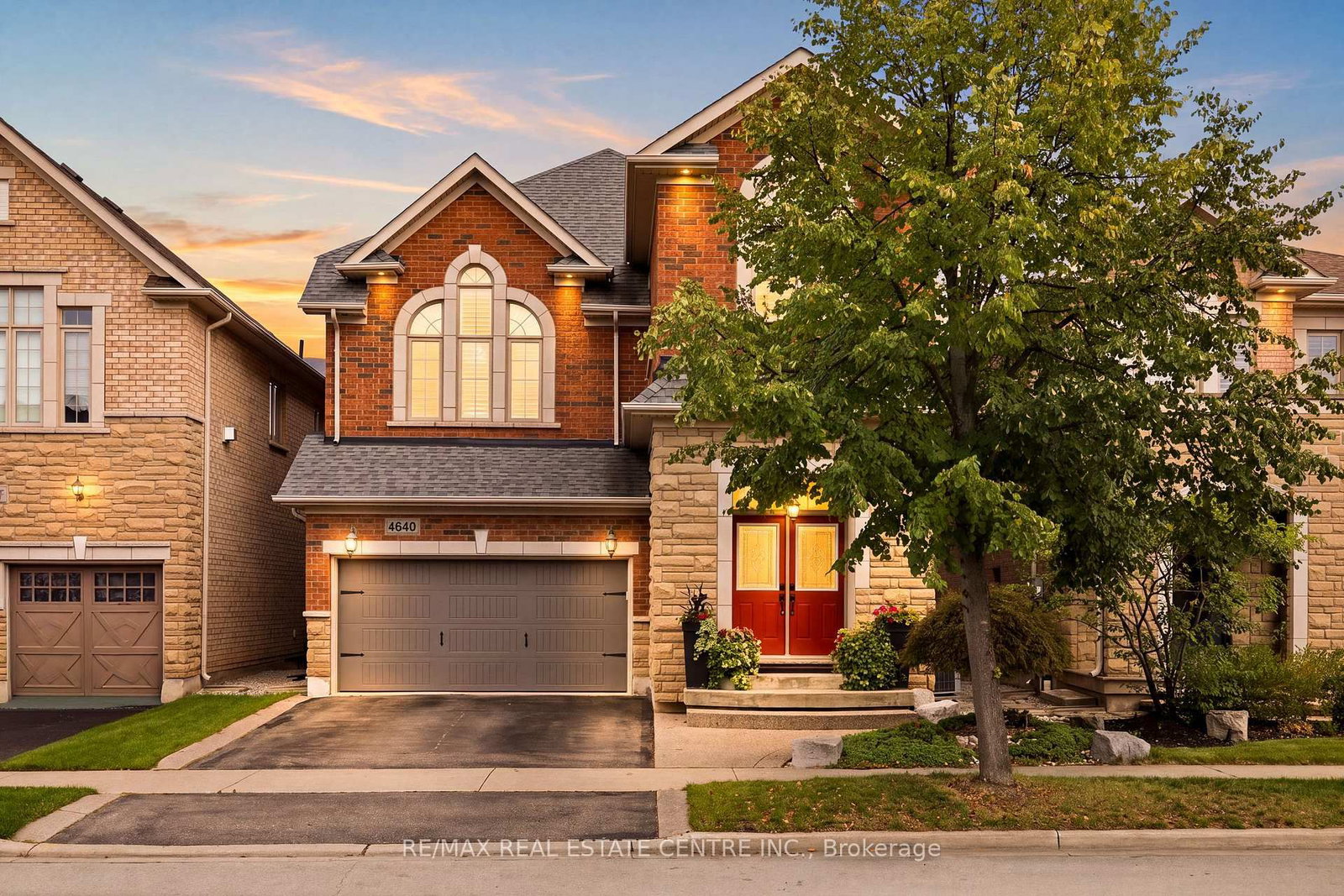 4640 Kearse Street • Burlington, ON photo 3